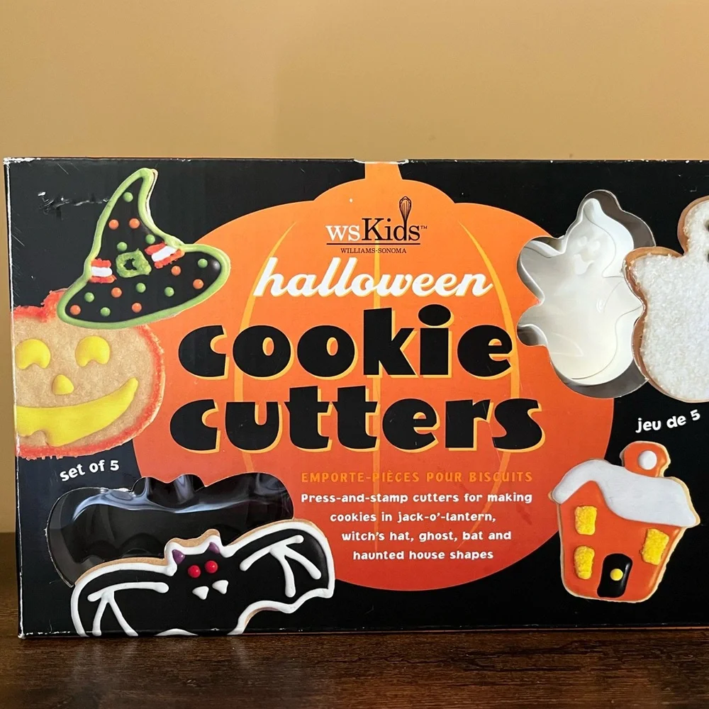 Williams-Sonoma Kids Halloween Cookie Spring Loaded Stamps